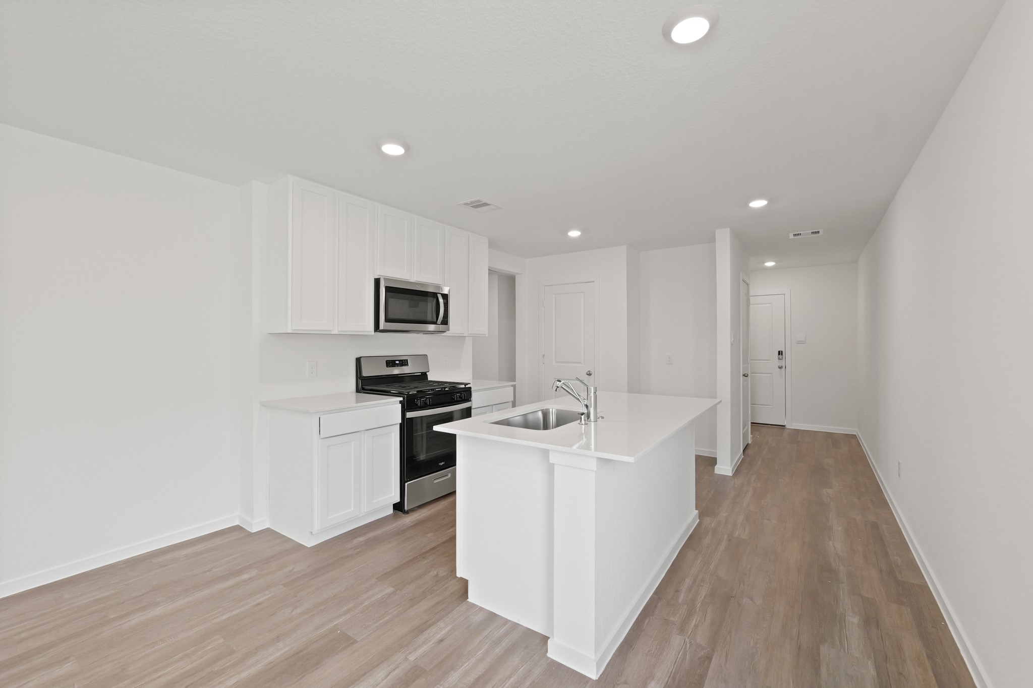 11735 Ruffian Drive Willis, TX 77318 - Photo 2 of 15