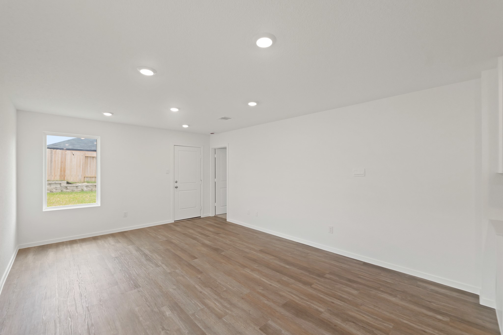 11735 Ruffian Drive Willis, TX 77318 - Photo 6 of 15