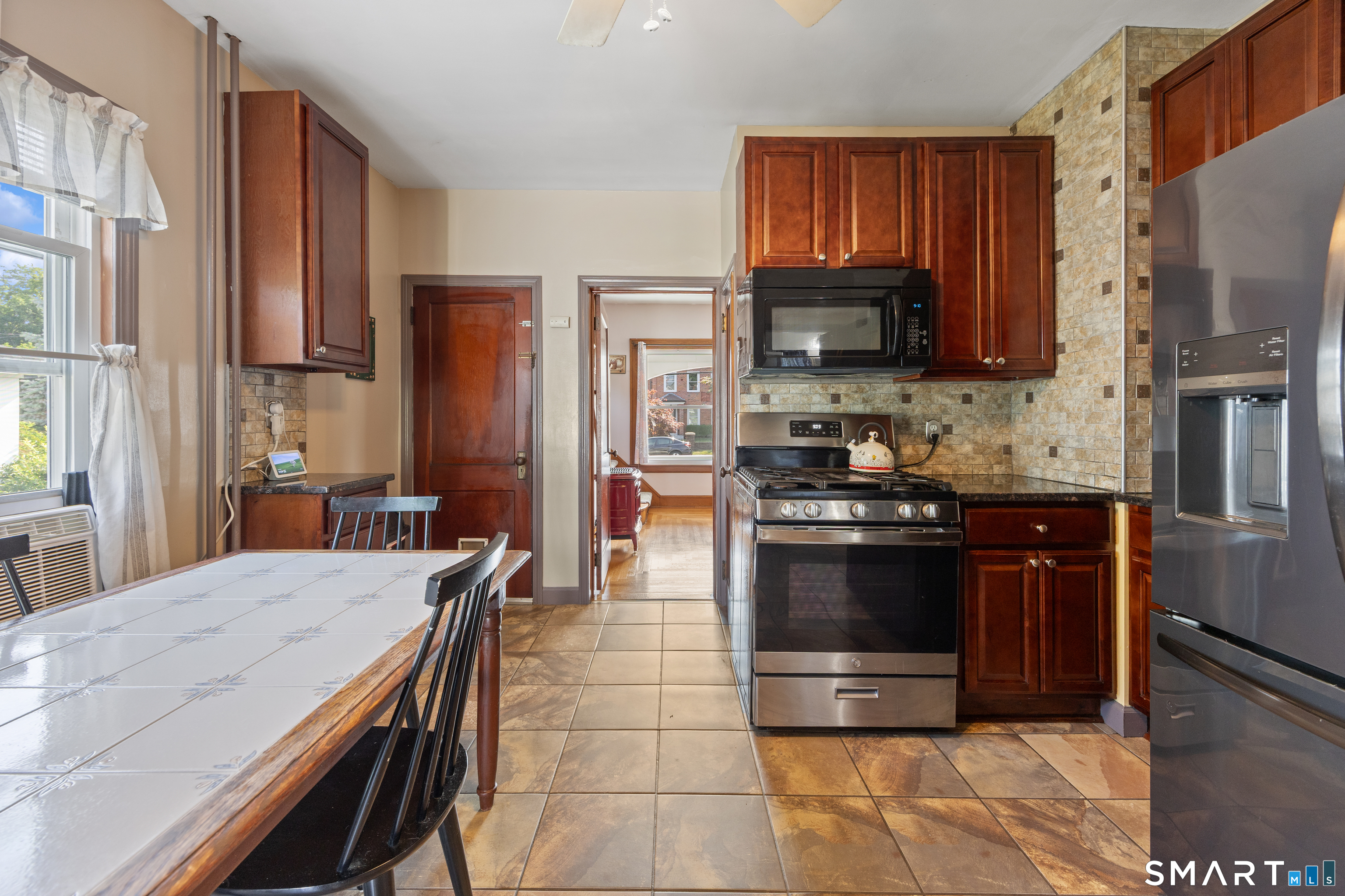 193 Ridge Road Middletown, CT 06457 - Photo 16 of 39 Kitchen