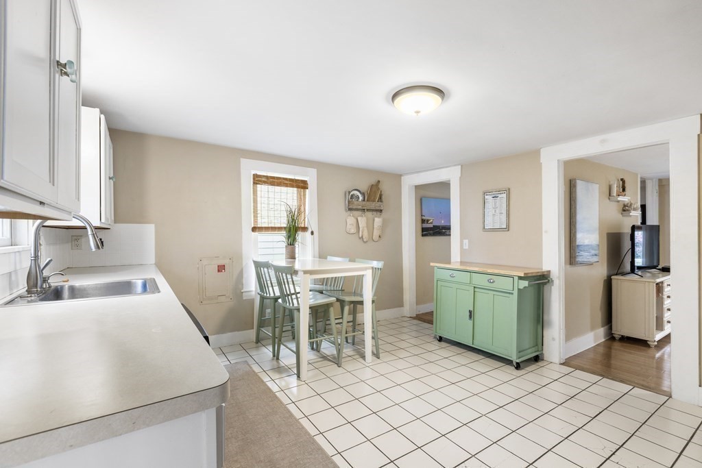 21 Howard Street Canton, MA 02021 - Photo 6 of 22 Gallery Image 6