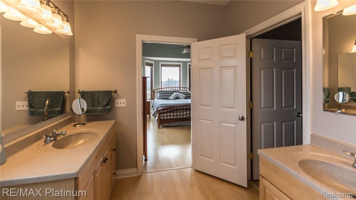 259 North Hughes Road Howell, MI 48843 - Photo 38 of 75 40_41.jpg