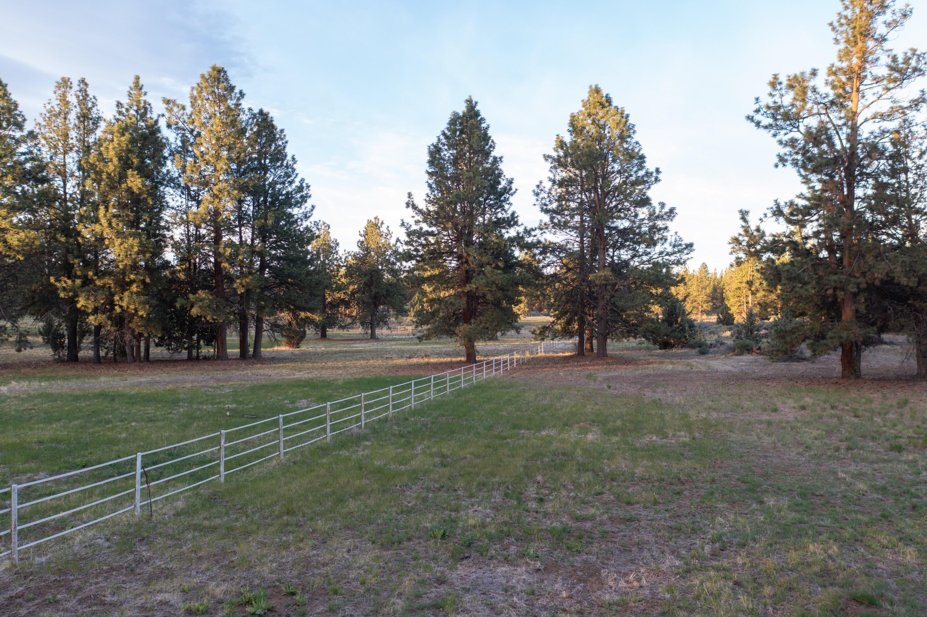 60260 Nighthawk Road Bend, OR 97702 - Photo 35 of 51 34DJI_0844