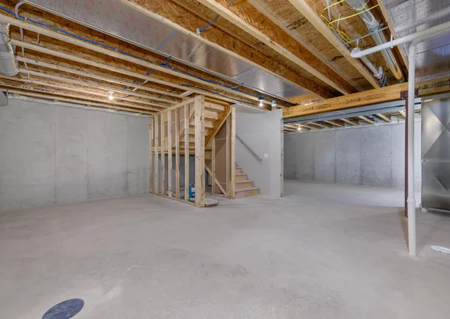 $529,900 | 6419 Prairie Wood Drive, McFarland, WI 53558