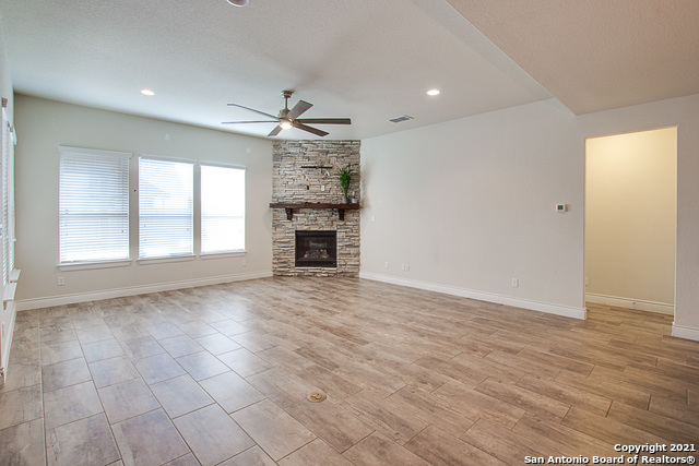 2839 Running Fawn San Antonio, TX 78261 - Photo 13 of 38
