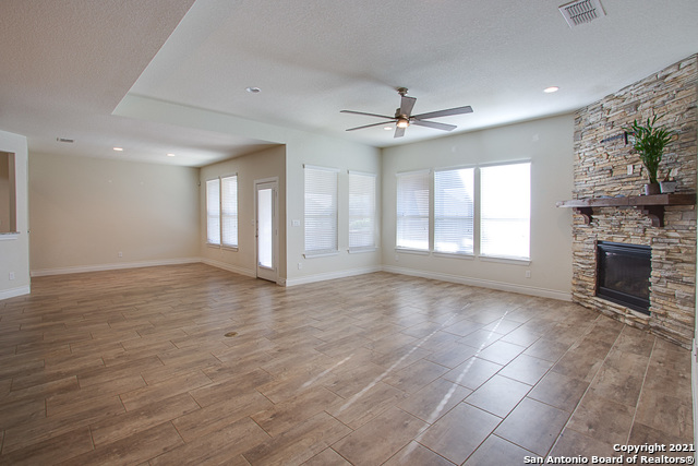 2839 Running Fawn San Antonio, TX 78261 - Photo 14 of 38