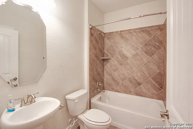 $3,000 | 2839 Running Fawn, San Antonio, TX 78261