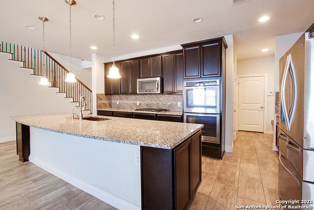 2839 Running Fawn San Antonio, TX 78261 - Photo 10 of 38