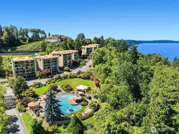 $575,000 | 8001 Sand Point Way Northeast, Unit C57, Seattle, WA 98115