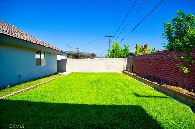 $4,000 | 530 West Parkwood Avenue, La Habra, CA 90631