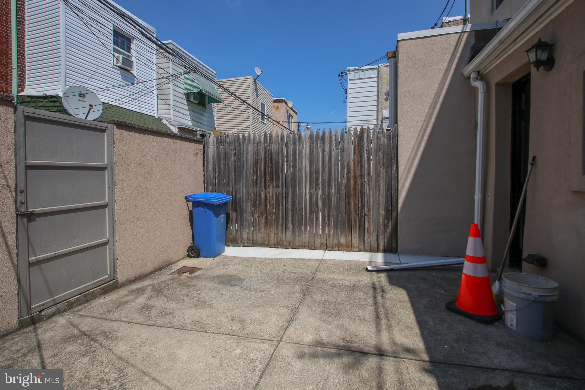 1227 Tree Street Philadelphia, PA 19148 - Photo 11 of 24 Gallery Image 11