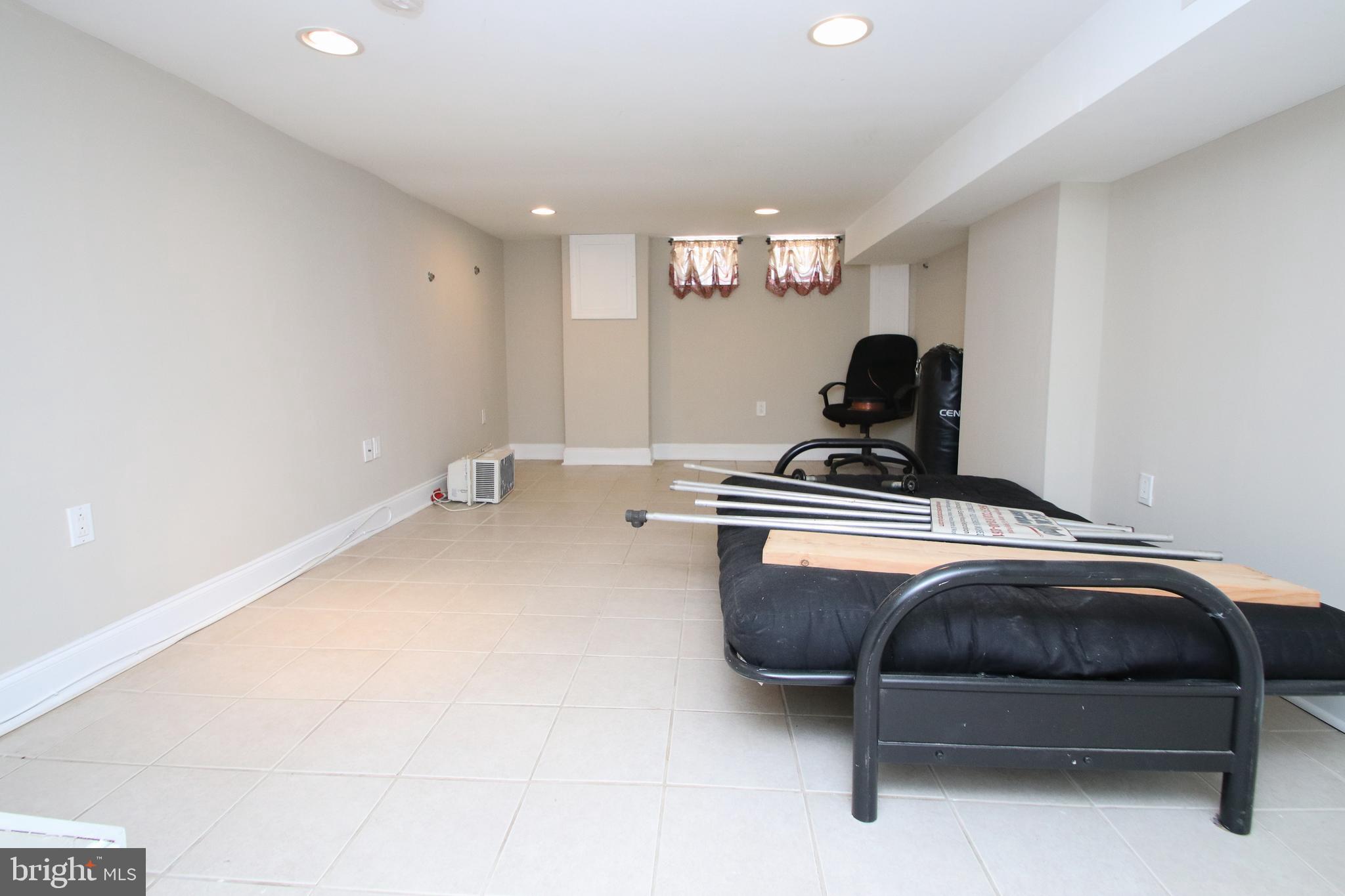 1227 Tree Street Philadelphia, PA 19148 - Photo 14 of 24 Gallery Image 14