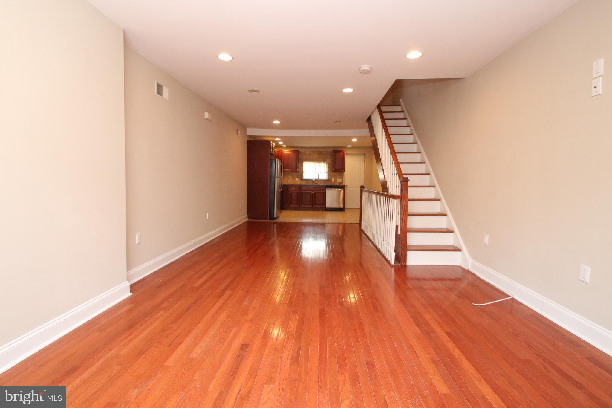 1227 Tree Street Philadelphia, PA 19148 - Photo 4 of 24 Gallery Image 4
