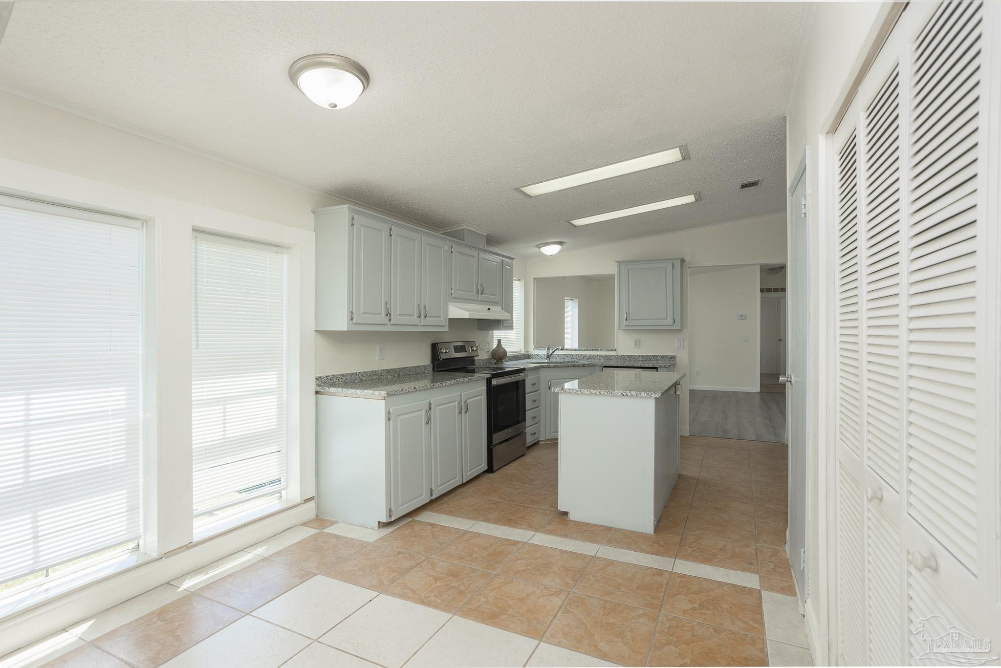 1945 Reagan Road Navarre, FL 32566 - Photo 22 of 39 Gallery Image 22