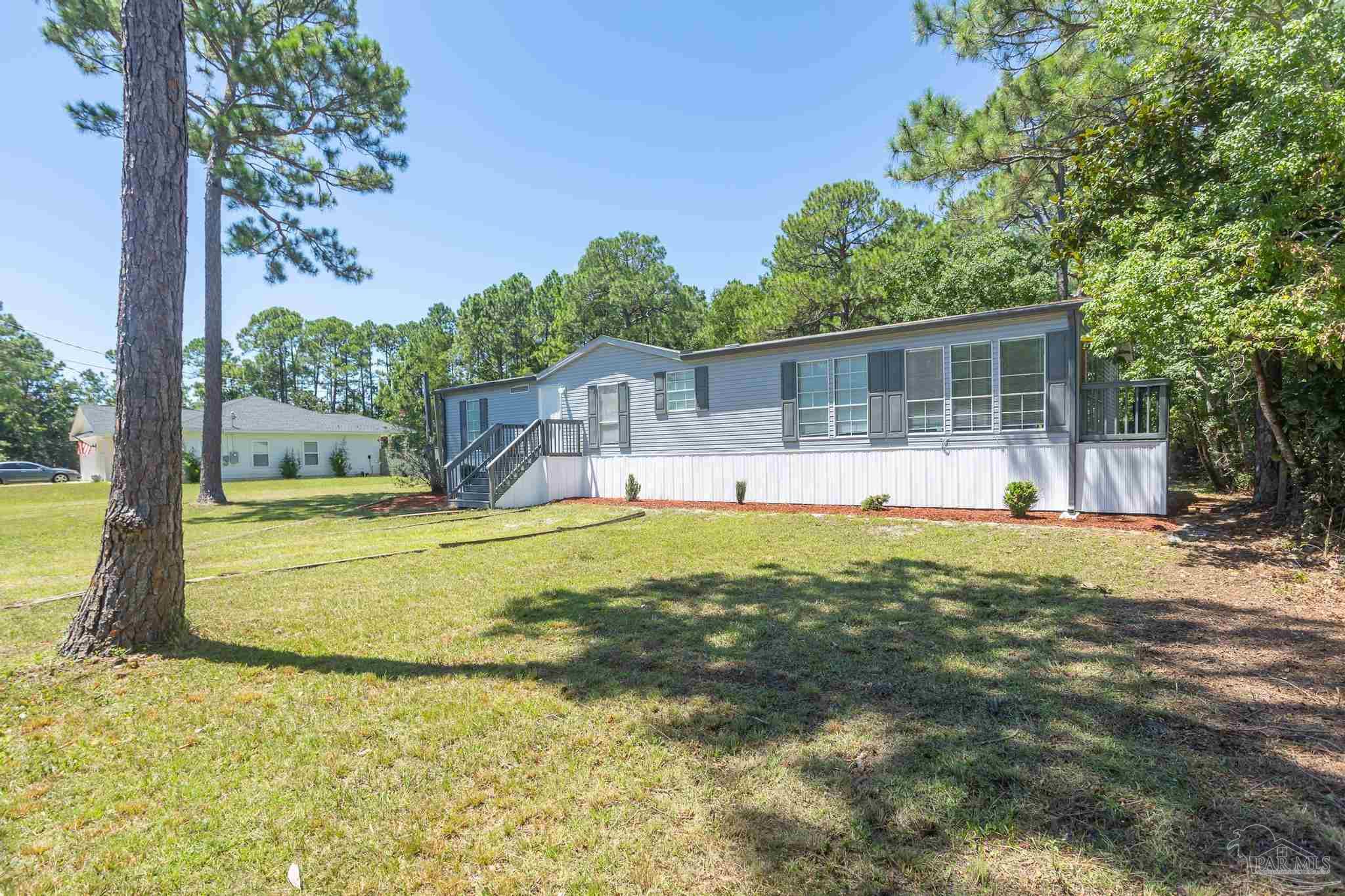 1945 Reagan Road Navarre, FL 32566 - Photo 4 of 39 Gallery Image 4