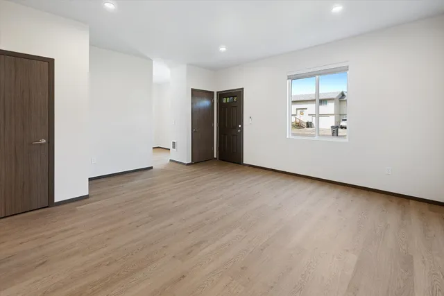 $340,000 | 10718 East Augusta Avenue, Spokane, WA 99206