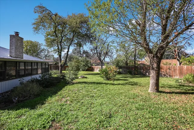 $2,900 | 8206 Emberwood Drive, Austin, TX 78757