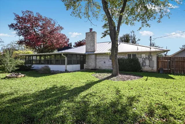 $2,900 | 8206 Emberwood Drive, Austin, TX 78757