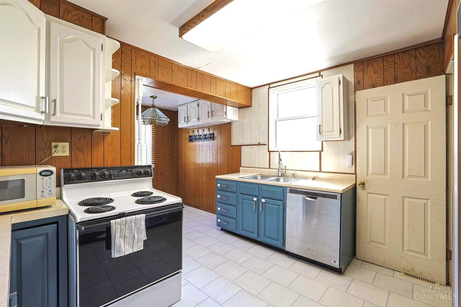 6939 Ragland Road Cincinnati, OH 45244 - Photo 7 of 23