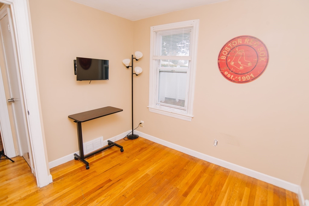 63 Granger Street Springfield, MA 01119 - Photo 20 of 40