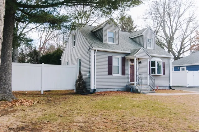 $309,900 | 63 Granger Street, Springfield, MA 01119