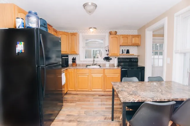 $309,900 | 63 Granger Street, Springfield, MA 01119