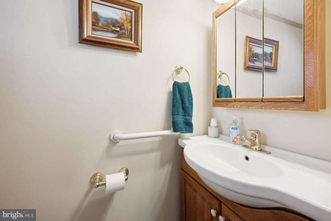 23 Sleepy Hollow Road Stratford, NJ 08084 - Photo 8 of 25 Powder Room