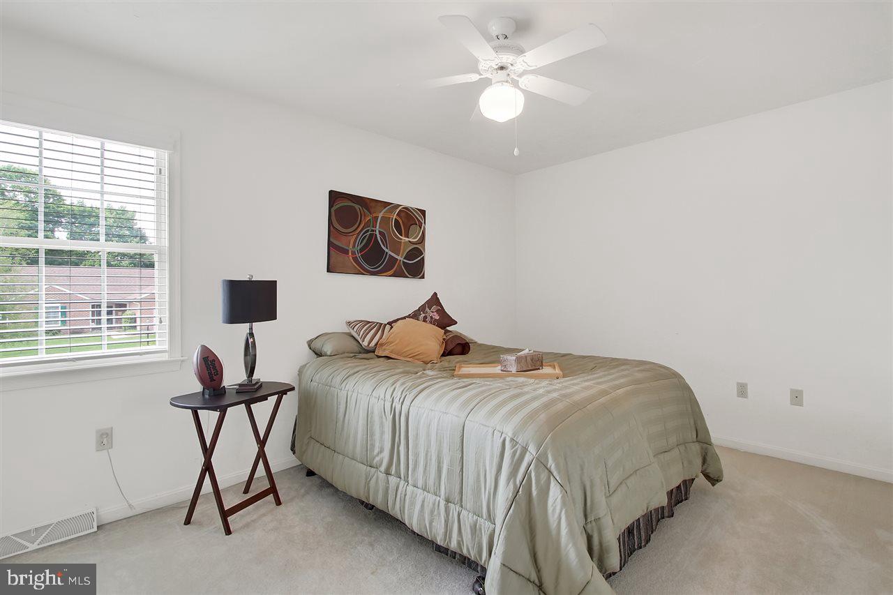 108 Meadow Road York, PA 17406 - Photo 20 of 27 Gallery Image 20