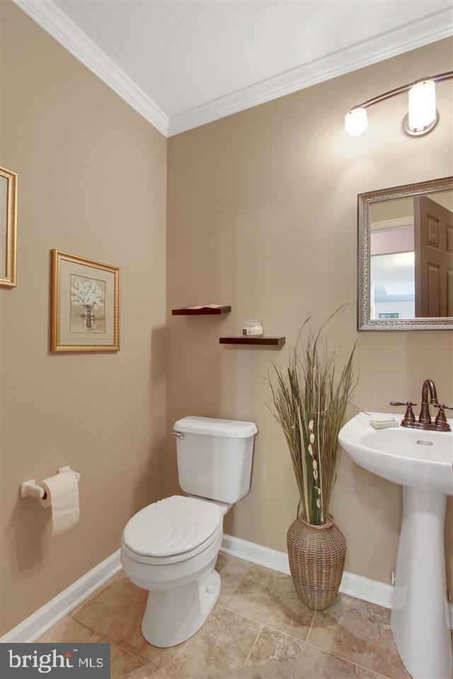 108 Meadow Road York, PA 17406 - Photo 23 of 27 Gallery Image 23
