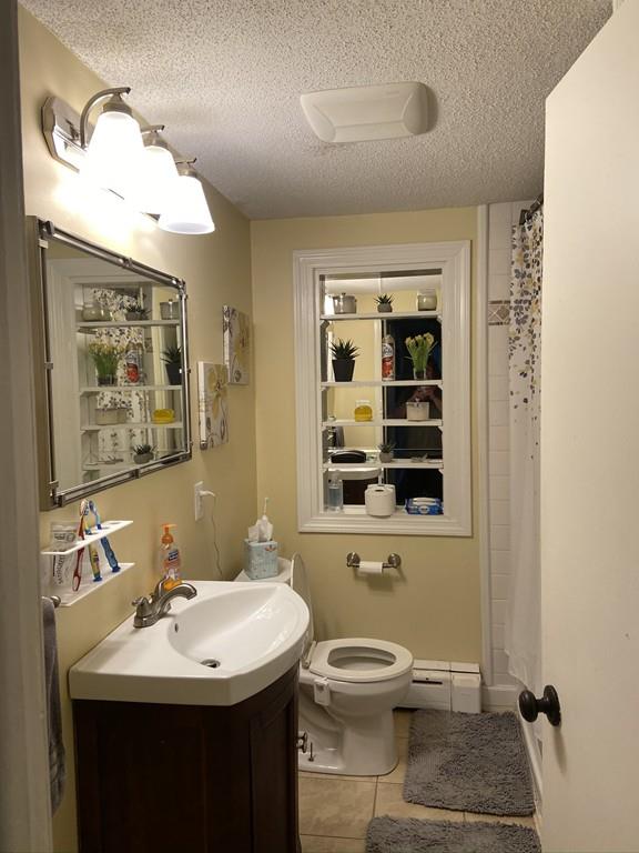 33 Slumber Lane Springfield, MA 01128 - Photo 9 of 14 Gallery Image 9