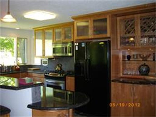 26 Stebbins Road Monson, MA 01057 - Photo 2 of 11