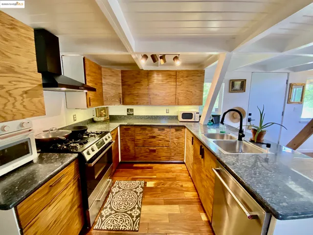 $585,000 | 20892 Mc Kinley Way, Groveland, CA 95321