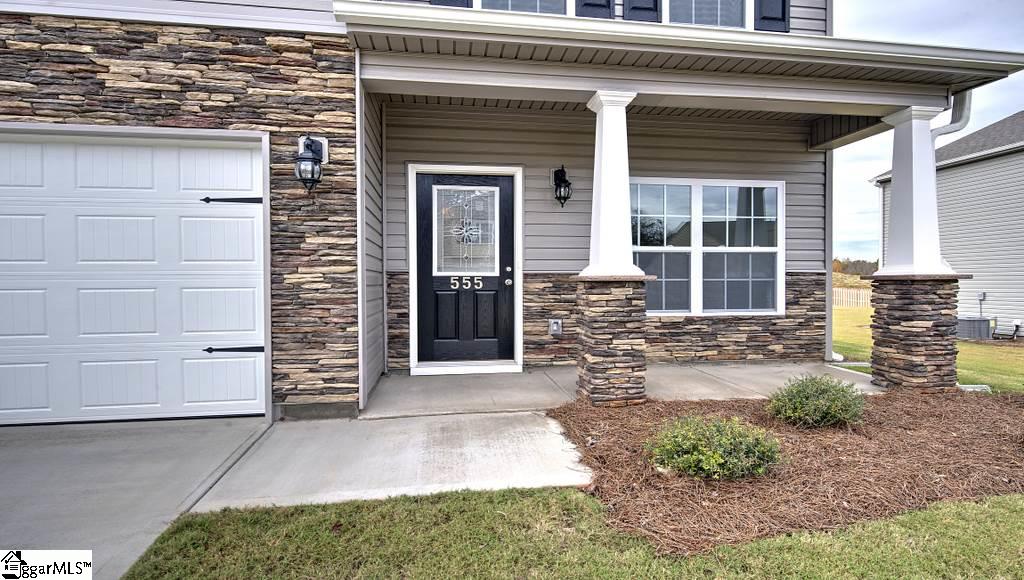 555 Falls Cottage Run Boiling Springs, SC 29316 - Photo 2 of 22 Gallery Image 2
