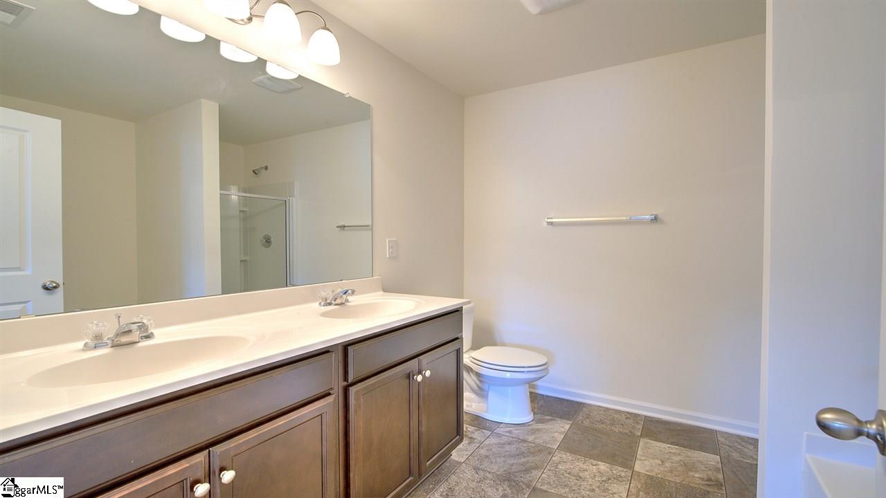 555 Falls Cottage Run Boiling Springs, SC 29316 - Photo 15 of 22 Gallery Image 15