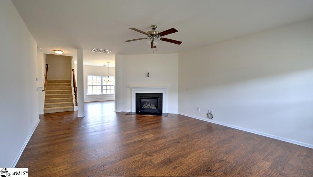 555 Falls Cottage Run Boiling Springs, SC 29316 - Photo 5 of 22 Gallery Image 5
