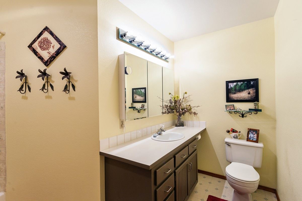 432 Telephone Road East Newport, WA 99156 - Photo 15 of 20