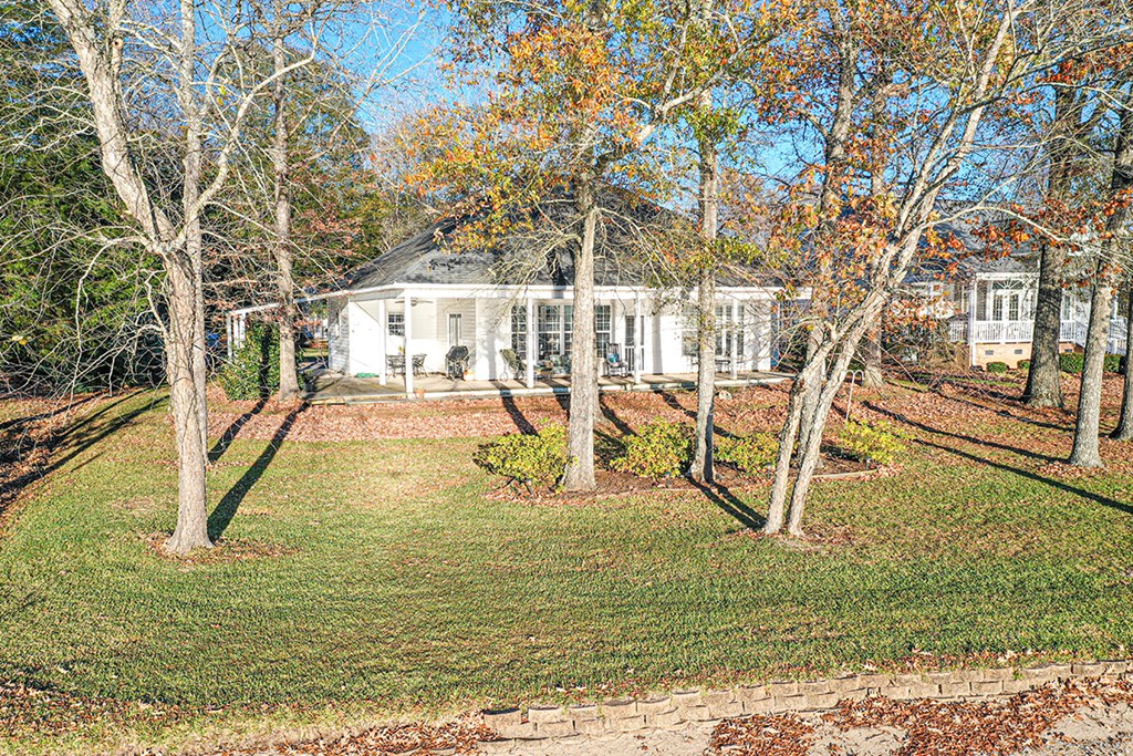 986 Ridgewood Harbor Road Waterloo, SC 29384 - Photo 30 of 43 a view of a house with backyard
