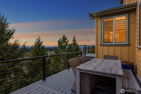 $2,400,000 | 2440 Northeast Daphne Street, Issaquah, WA 98029
