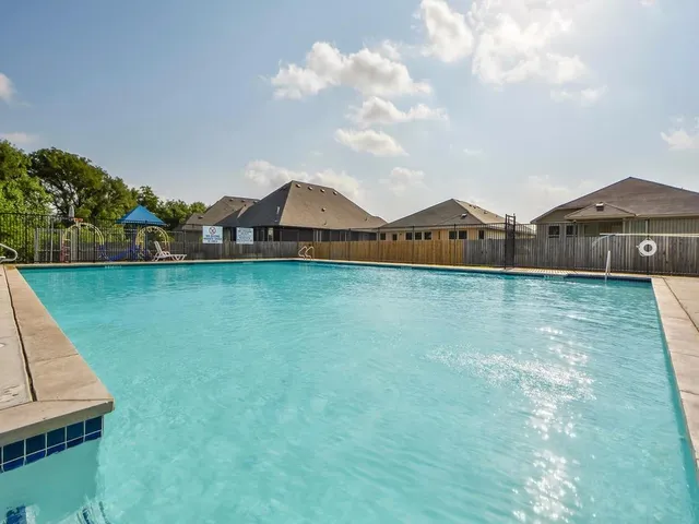 $1,750 | 203 Fistral Drive, Hutto, TX 78634