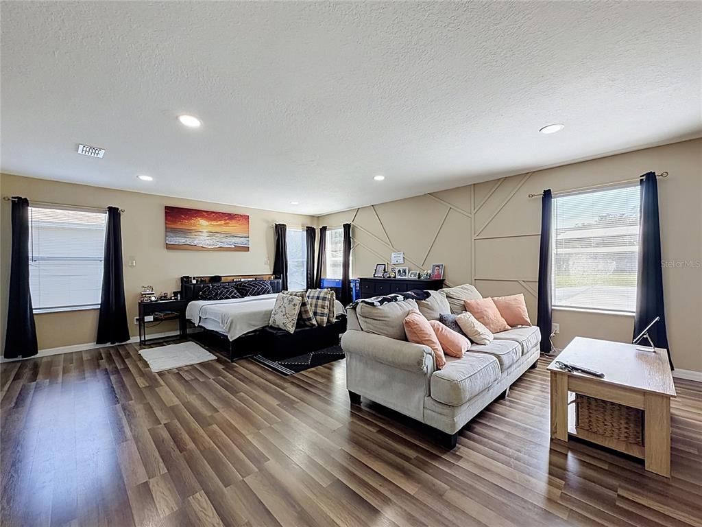 604 Kettering Road Davenport, FL 33897 - Photo 4 of 41 Gallery Image 4