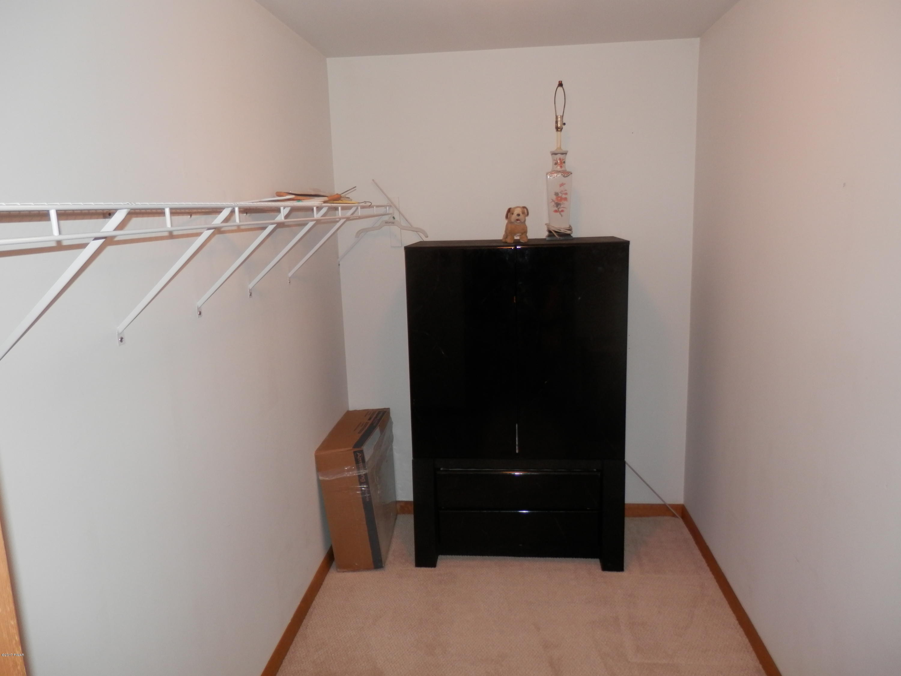 9 Ferris Road Hawley, PA 18428 - Photo 18 of 36 051