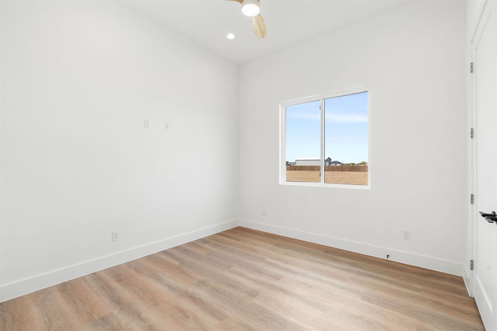 10651 Rye Bread Lane Venus, TX 76084 - Photo 35 of 40