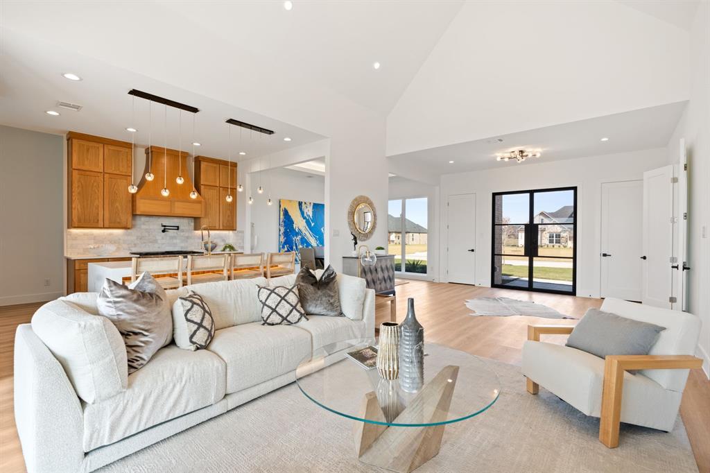 10651 Rye Bread Lane Venus, TX 76084 - Photo 4 of 40