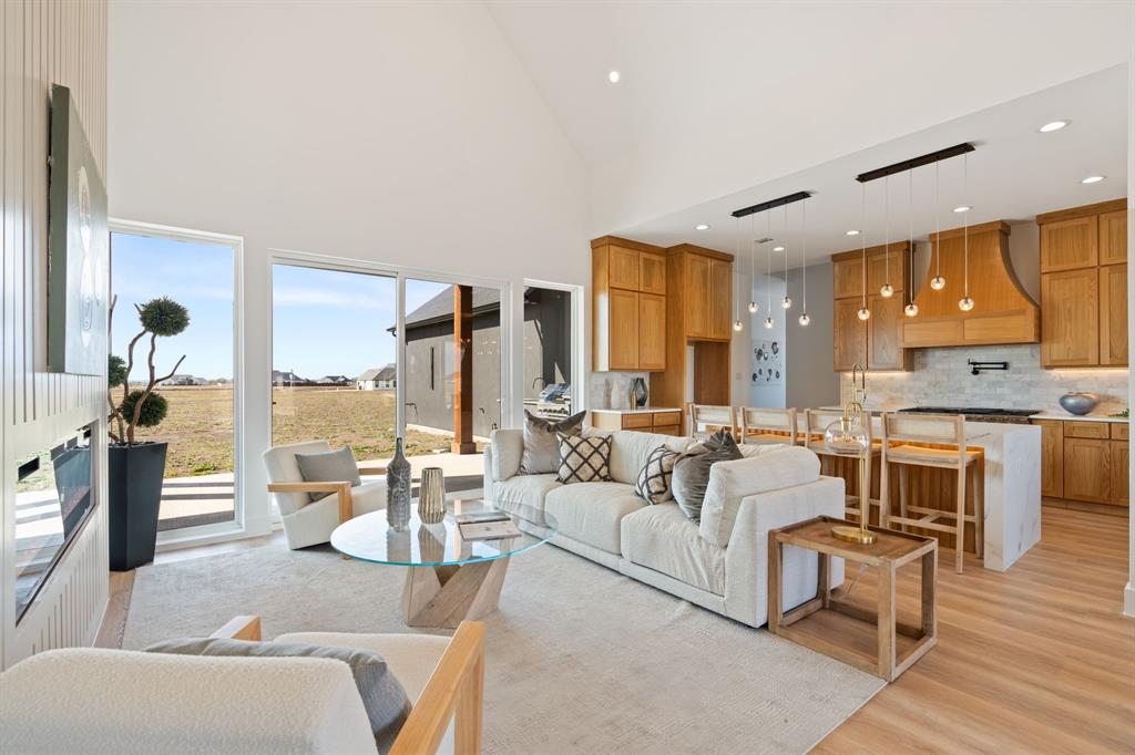 10651 Rye Bread Lane Venus, TX 76084 - Photo 5 of 40