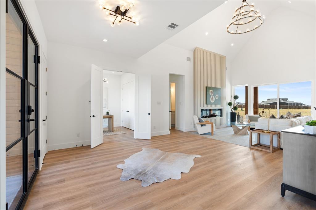 10651 Rye Bread Lane Venus, TX 76084 - Photo 6 of 40