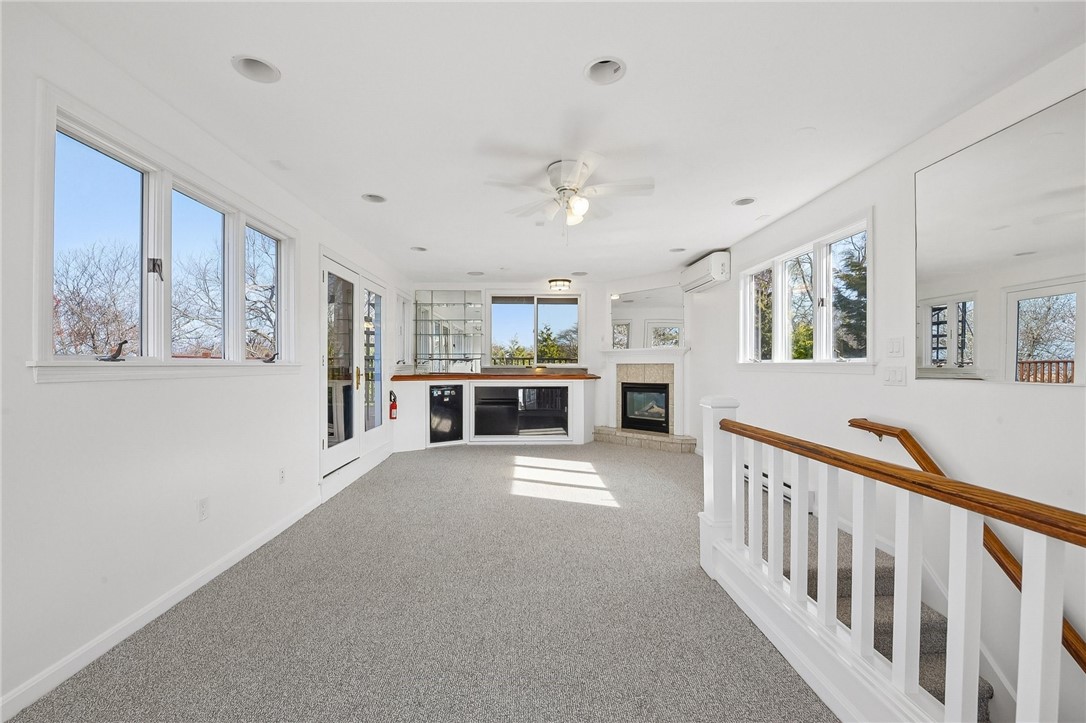 94 Spindrift Street Jamestown, RI 02835 - Photo 23 of 29