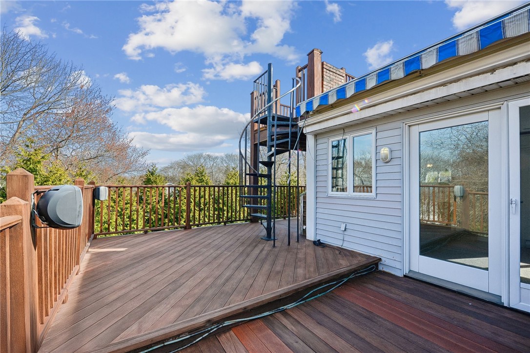 94 Spindrift Street Jamestown, RI 02835 - Photo 25 of 29