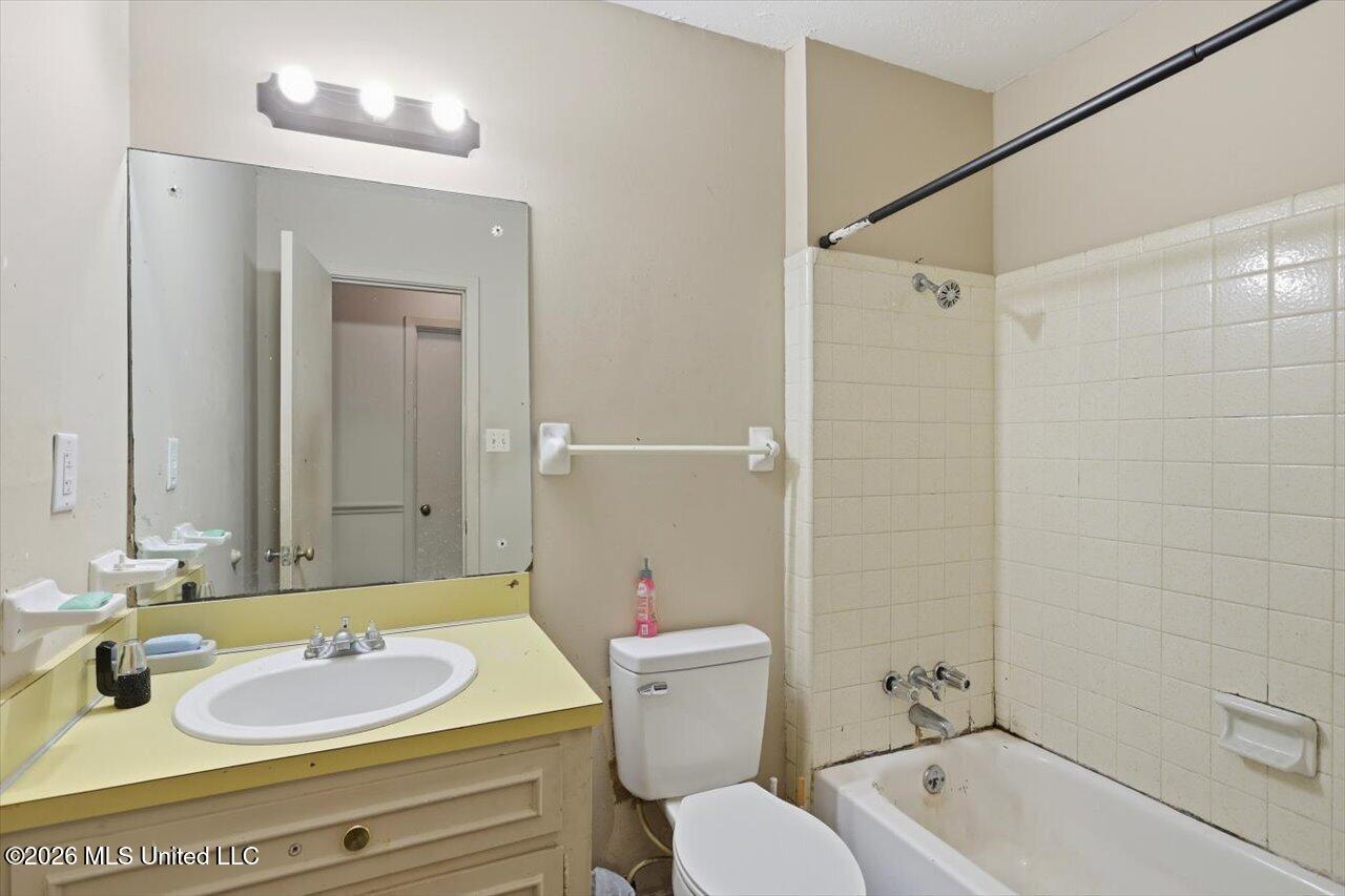 4813 Terry Road Jackson, MS 39212 - Photo 21 of 24 20-4813 Terry Rd _ Hometoursms.com