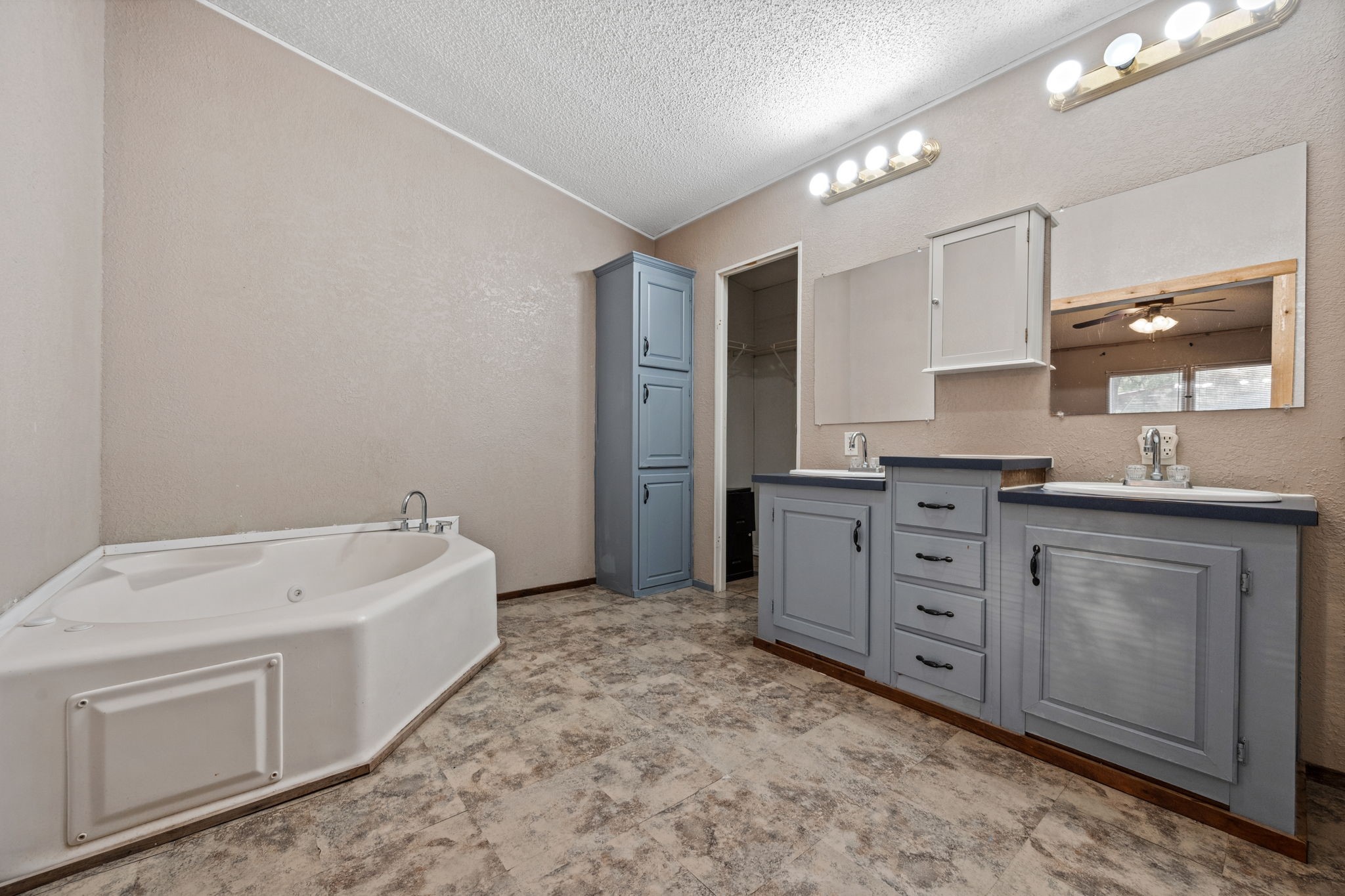 164 Deer Trail Trinity, TX 75862 - Photo 12 of 24