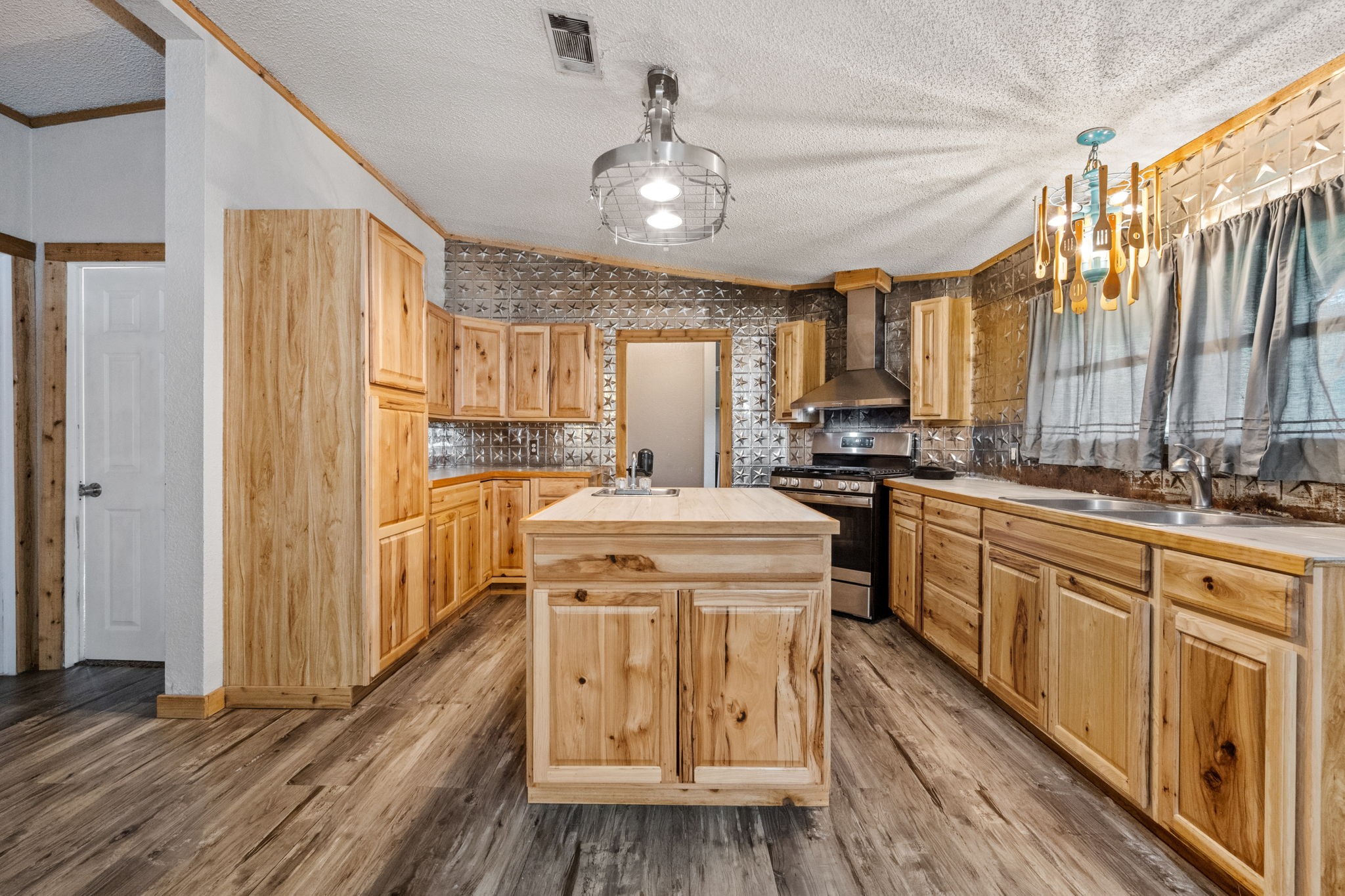 164 Deer Trail Trinity, TX 75862 - Photo 8 of 24