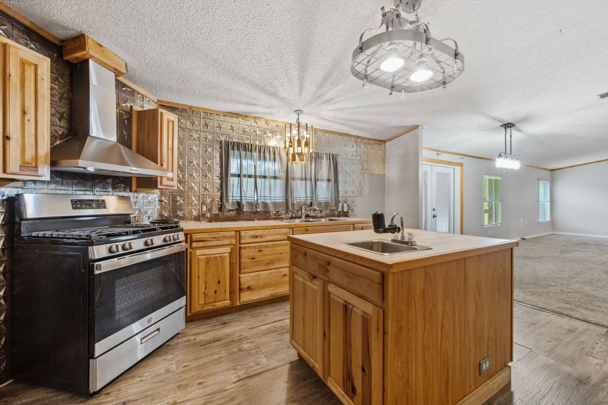 164 Deer Trail Trinity, TX 75862 - Photo 9 of 24